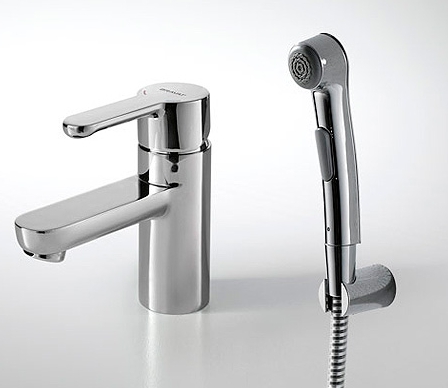 Смеситель с гигиеническим душем Bravat Stream F13783C-3 для раковины, хром