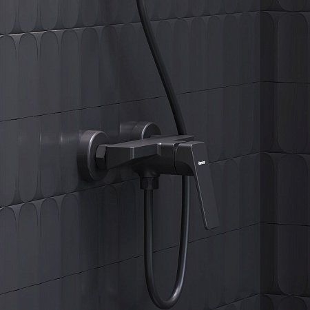 Смеситель Damixa Merkur 402000300 для душа черный