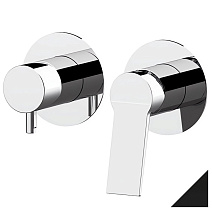 Смеситель Remer Slash SL93ZPNO для ванны с душем, на 3 выхода, чёрный матовый Смеситель Remer Slash SL93ZPNO для ванны с душем, на 3 выхода, чёрный матовый