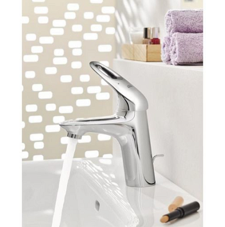 Смеситель Grohe Eurostyle New 33557003 для раковины