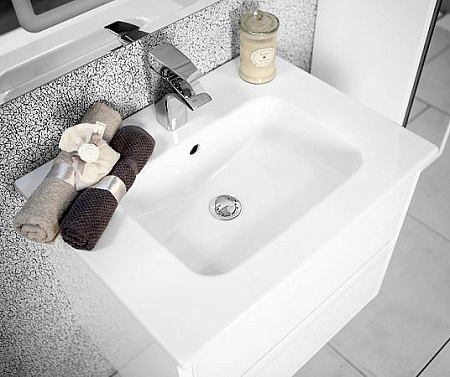 Раковина Roca Victoria 32799E000 60х46 