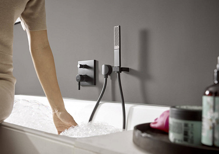 Смеситель Hansgrohe Finoris 76415000 для ванны с душем, хром