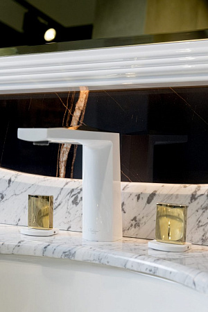 Смеситель Boheme Venturo 150-WG-TOUCH для раковины, ручка Touch, белый/золото