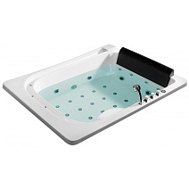 Акриловая ванна Gemy G9265 K с гидромассажем Акриловая ванна Gemy G9265 K с гидромассажем