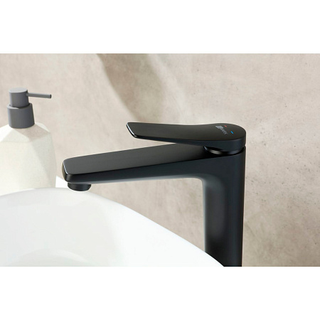Смеситель Lemark Bronx LM3709BL для раковины, черный