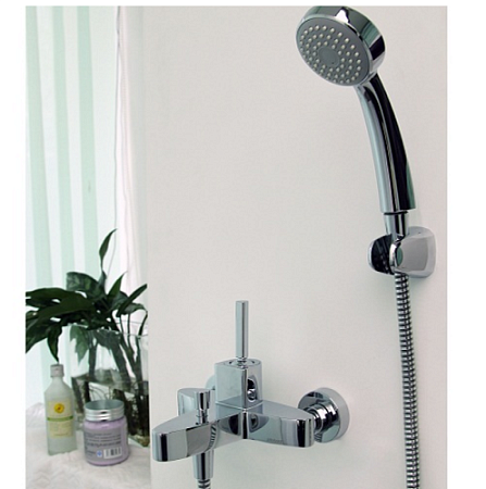 Смеситель Bravat Spring F679113C-B для ванны с душем