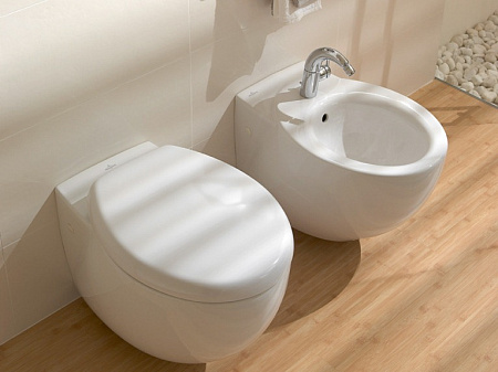 Унитаз подвесной Villeroy & Boch Aveo 661210R2