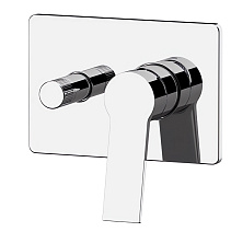 Смеситель Remer Slash SL09HRG для ванны с душем, на 2 выхода, хром Смеситель Remer Slash SL09HRG для ванны с душем, на 2 выхода, хром