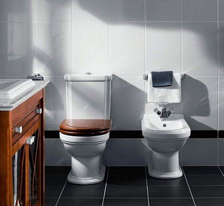 Крышка-сиденье Villeroy & Boch Hommage 99266100 орех/нержавеющая сталь