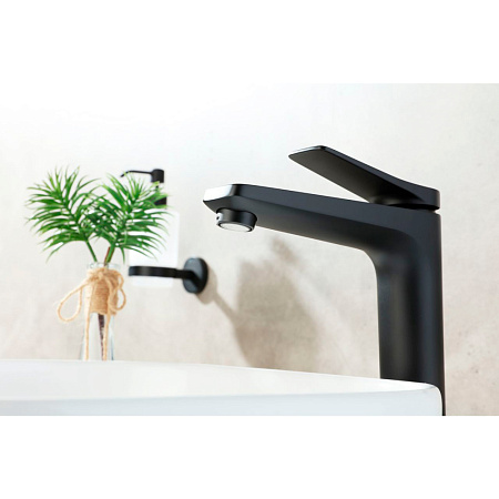 Смеситель Lemark Bronx LM3709BL для раковины, черный