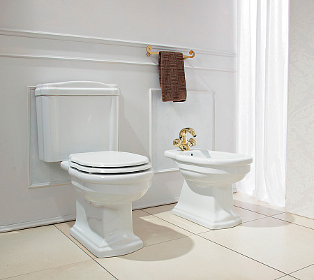 Крышка-сиденье для унитаза Cezares Royal Palace CZR-012M-S-G/BR белое, бронза, золото