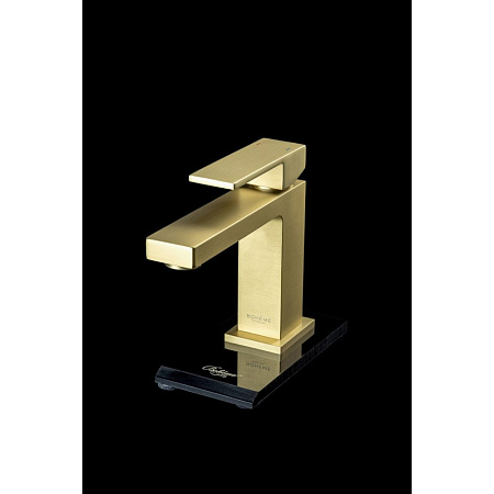 Смеситель Boheme Qubic 471-MG для раковины, золото матовое